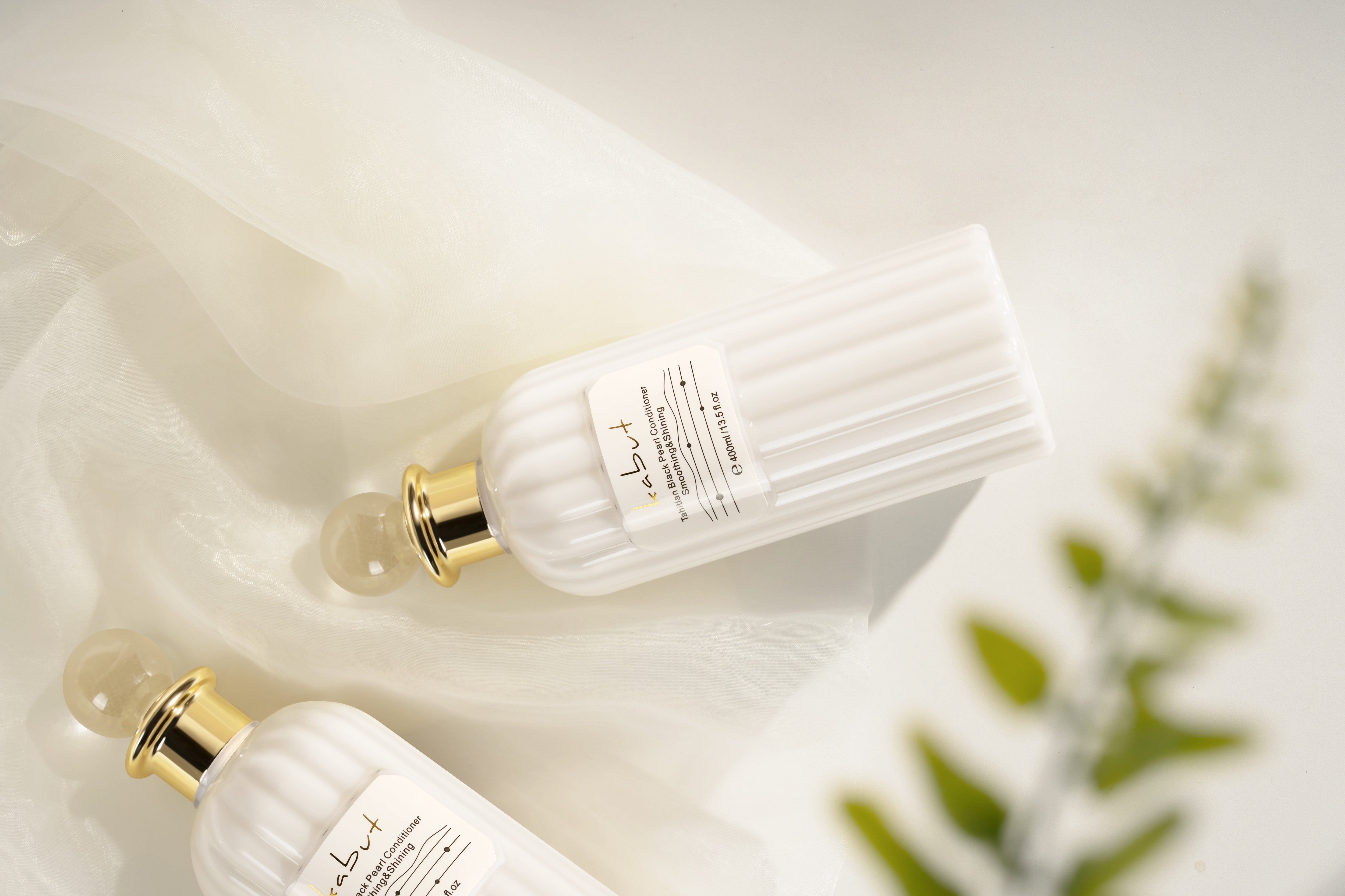 Kabut Tahitian Black Pearl Smoothing Shine Hair Conditioner