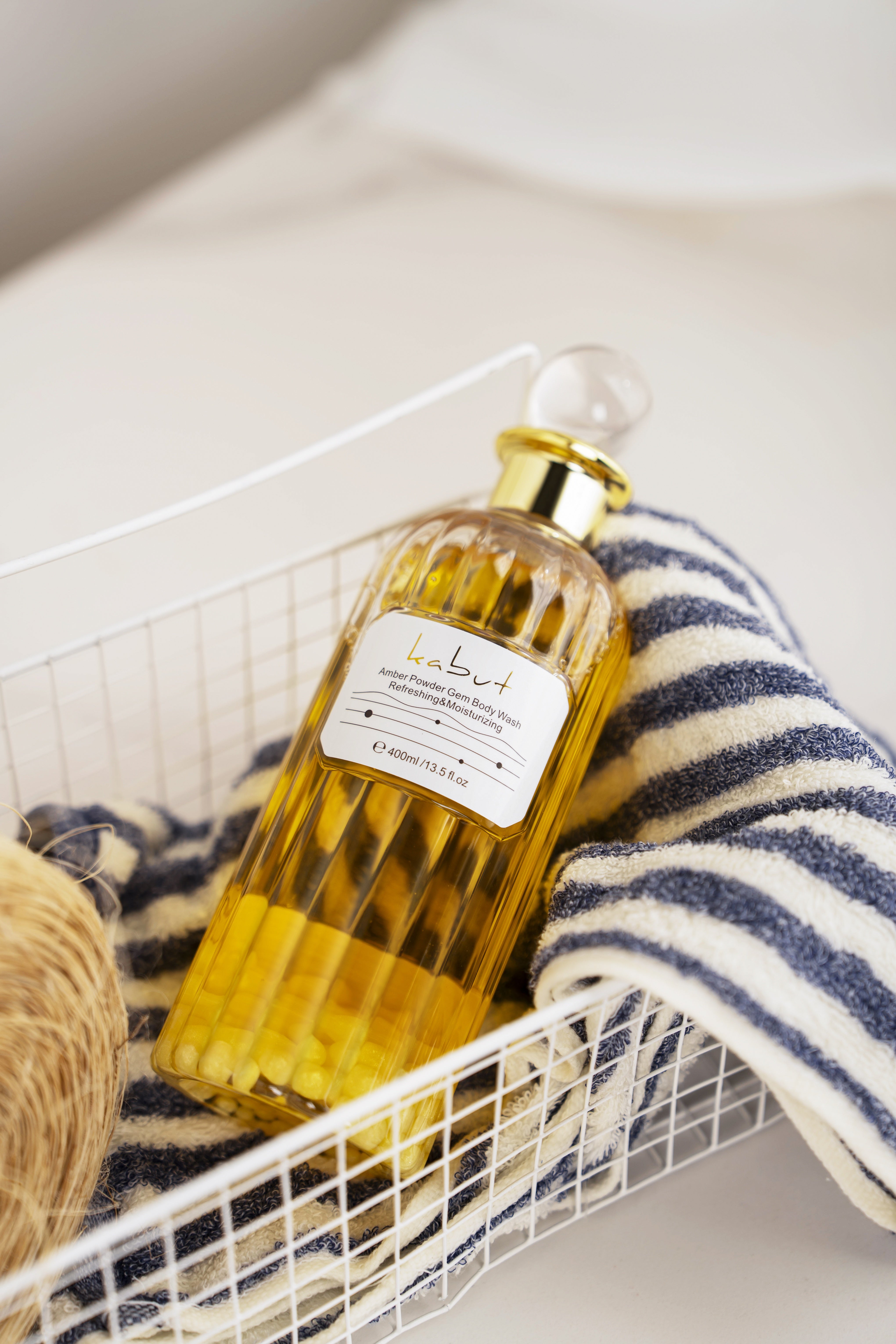 Kabut Amber Powder Gem Body Wash